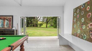 Games room - Grovebrook Cottage, Broughton (Broughton)