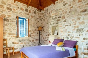 1 bedroom - Elisavi Kanakis – Cozy Retreat with Terrace & Garden Views in Sívas (Sívas)