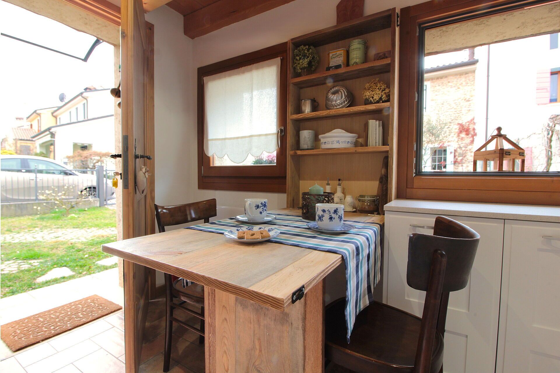 Autumn, Dining Room, Garden, Kitchen, Spring, Summer, Winter