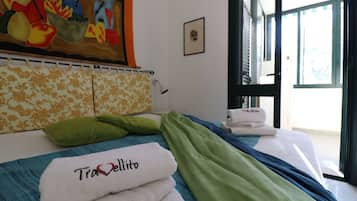 1 camera, ferro/asse da stiro, culla da viaggio, Wi-Fi gratuito