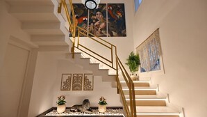 Villa, privat basseng, hageutsikt | Innvendig