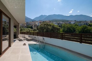 Pool - O-Cyanea Villa: Luxurious 4-Bedroom Retreat with Heated Pool in Kournas (Paralia Kourna)