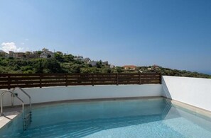 Pool - O-Cyanea Villa: Luxurious 4-Bedroom Retreat with Heated Pool in Kournas (Paralia Kourna)