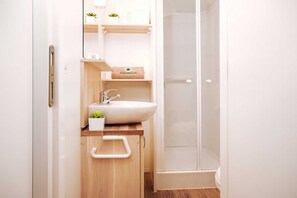 Mobile Home | Bathroom - Mobilhome im Ferienpark mit Grosser Poolanlage (Orbetello)