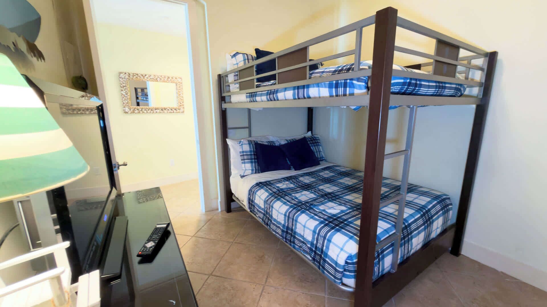 Apartment, Multiple Beds, Balcony, Ocean View (Sapphire 907) | 3 bedrooms, individually decorated, individually furnished