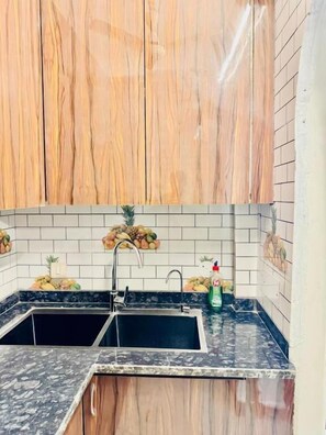 Studio – superior, terrasse | Eget kjøkken