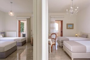 5 bedrooms, iron/ironing board, WiFi, bed sheets - Villa Araucaria – Private Pool & Jacuzzi with Stunning Sea Views (Rethymno)