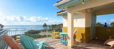 Townhome, Multiple Beds, Balcony (Saturn Sunsets B) | Terrace/patio