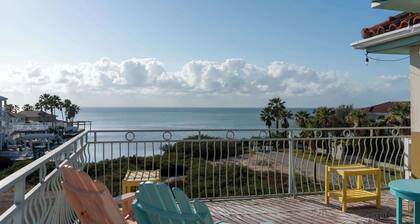 Sunset Bay Views - Private 3 Levels - Rooftop Patio