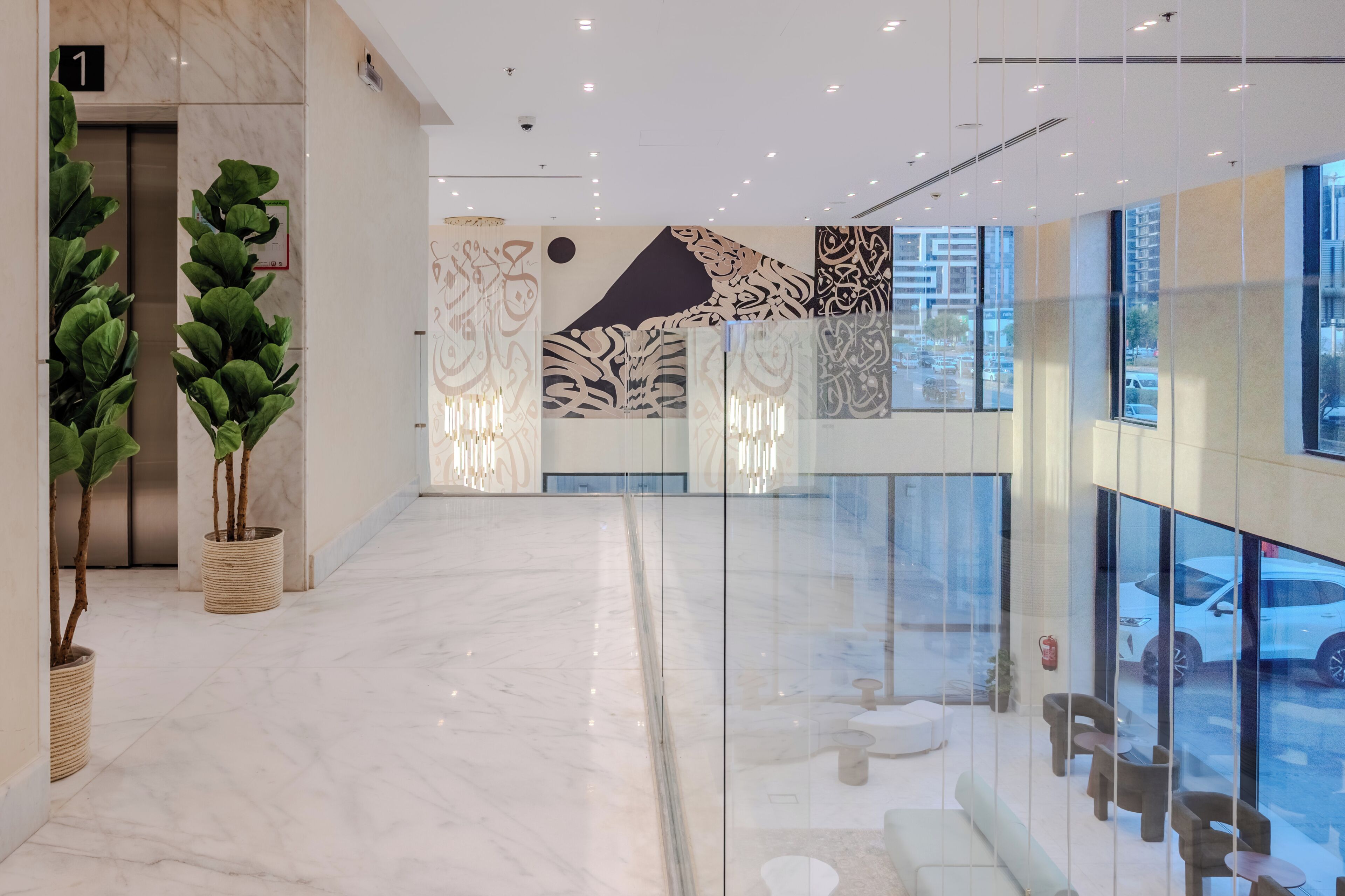 تفاصيل الفندق من الداخل