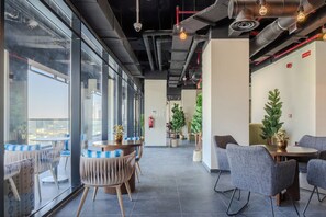 Café - Stella Stays King Fahd- Hotel Apartments (Riyadh)