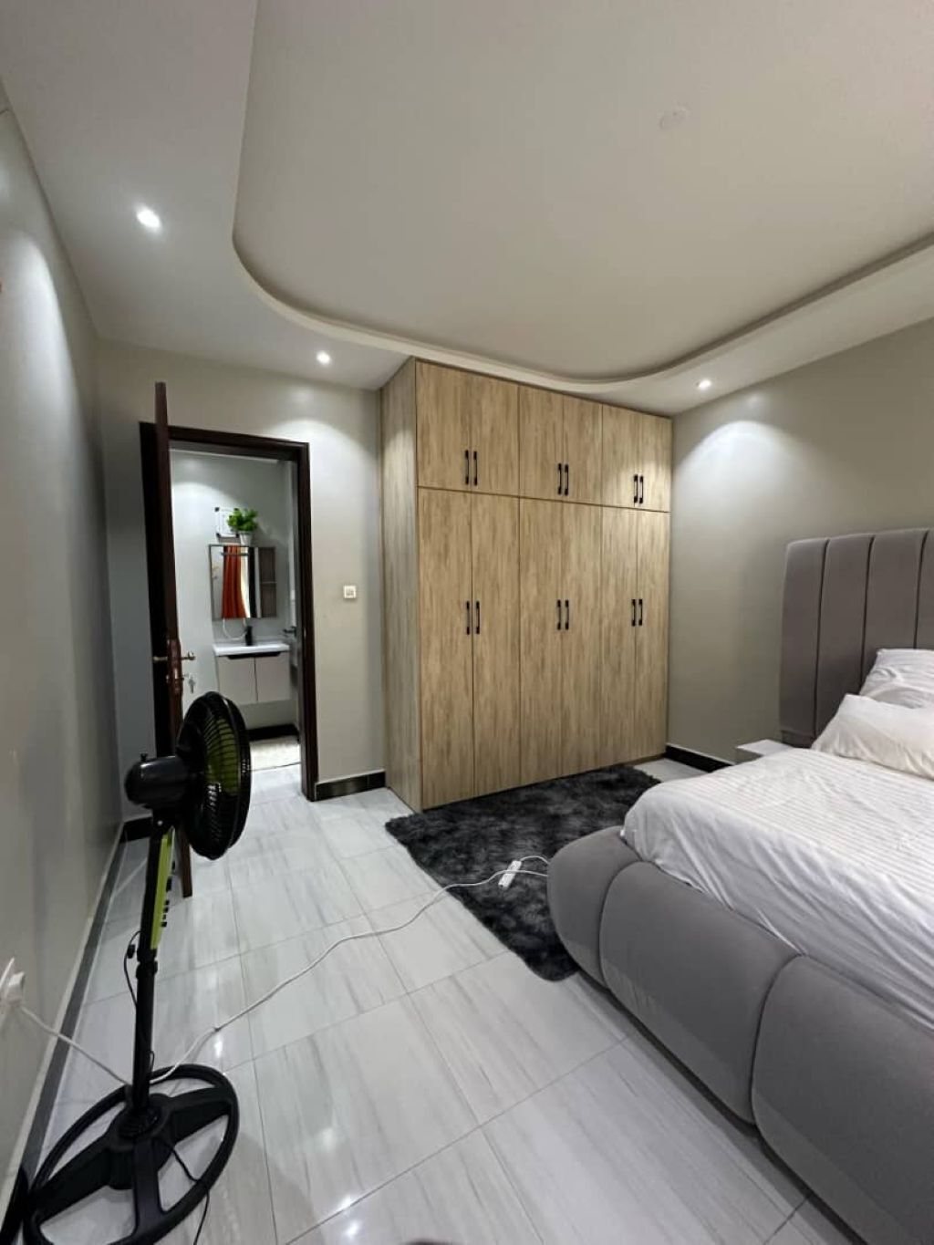 1 chambre, fer et planche à repasser, Wi-Fi, draps fournis