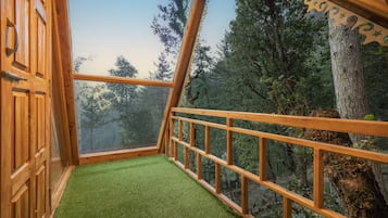 Superior-Zimmer, Talblick | Blick vom Balkon