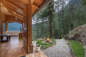 Habitación Premier, bañera, vistas al valle | Terraza o patio