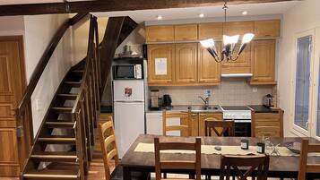 Deluxe appartement, uitzicht op park | Dineren