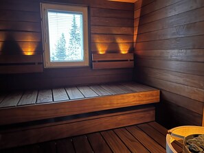 Appartement, 3 chambres, sauna (Lady) | Salle de bain | Séchoir à cheveux, plancher chauffant (salle de bain), savon, shampooing