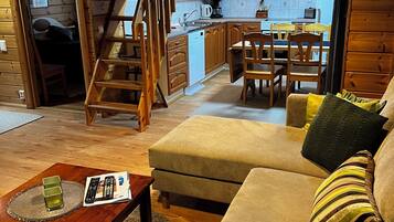 Apartamento, 3 habitaciones, sauna (Herttuatar)