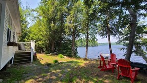 Terrace/patio - Designer Waterfront Retreat l Dock Kayaks Firepit (Baysville)