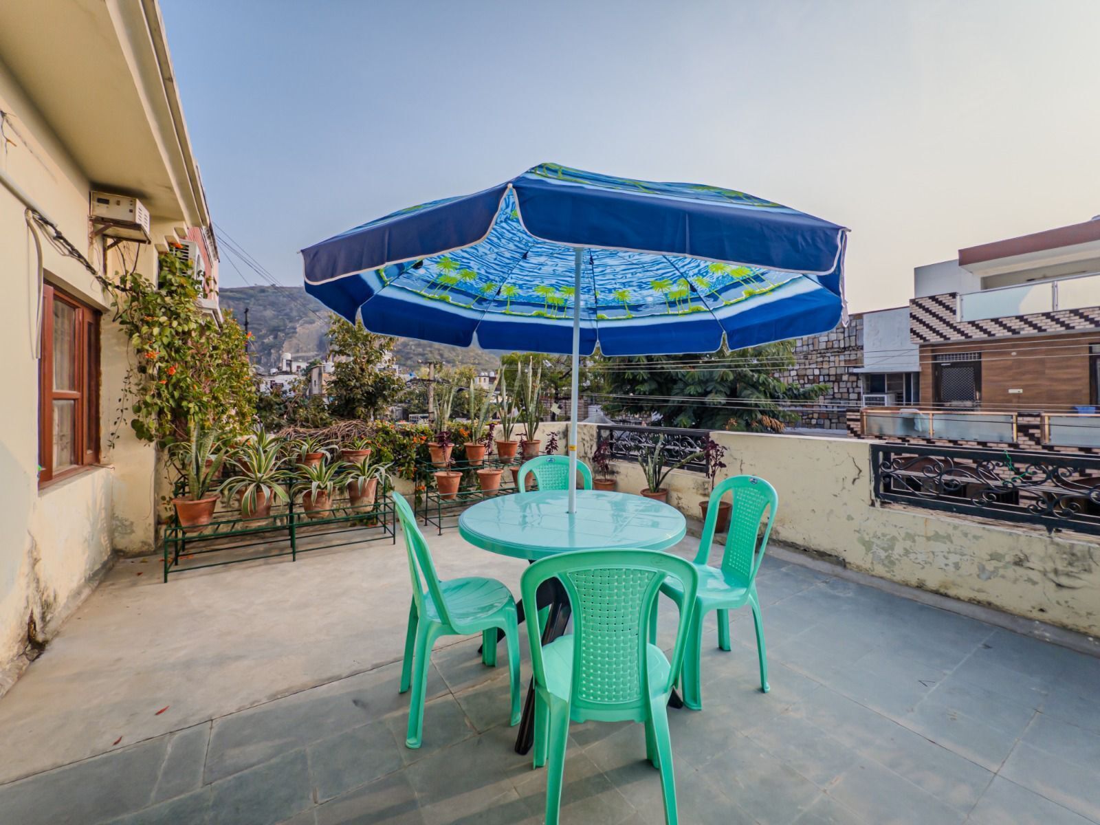 Khu ẩm thực ngoài trời