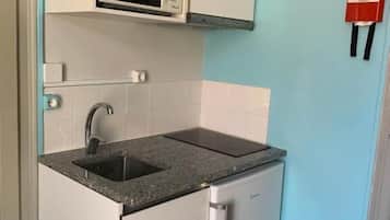 Studio Familial, balcon | Cuisine privée