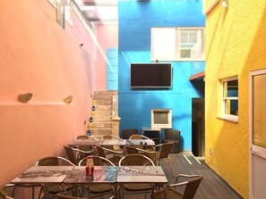 Dining - Meeting Hostel (Figueira da Foz)