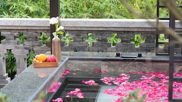 Luxury Double Room, Balcony, Hill View | Property grounds
