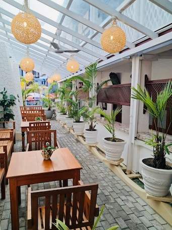 Garden. Cara Galle Fort