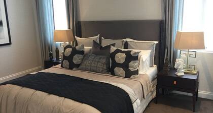 Modern Manor in Melbourne