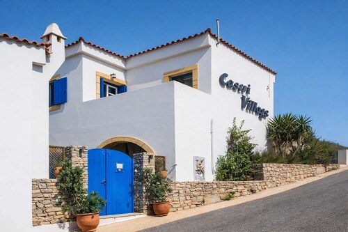 Castri Village Kythira - Phoenix Sea View Retreat