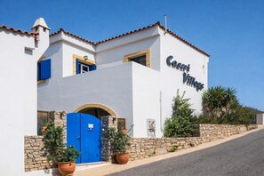 1 bedroom, Internet - Castri Village Kythira - Phoenix Sea View Retreat (Kithira)