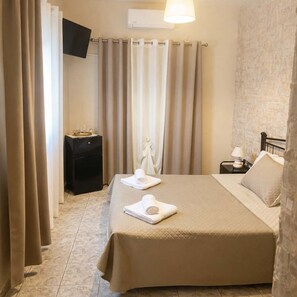 Apartment | 1 bedroom, Internet - Tainaros Rooms - Beachfront Comfy Getaway (East Mani)