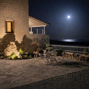 1 bedroom, Internet - Tainaros Rooms - Beachfront Sunny Getaway (East Mani)