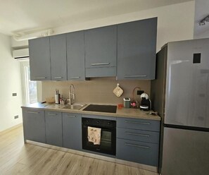 Private kitchen - Lake View (Meina)