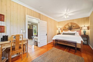 A bedroom with a wooden bed, a desk, and a chair. - Umetsu, Hanalei's Timeless Charm w/ AC TVNC#5096 (Hanalei)