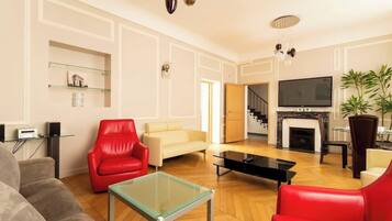 TV, offices