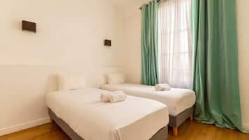 5 bedrooms, iron/ironing board, travel crib, WiFi