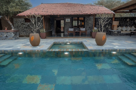Piscina. The Blackbuck Lodge