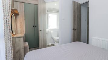 3 Schlafzimmer, kostenloses WLAN, individuell dekoriert