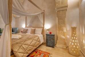 1 bedroom, iron/ironing board, WiFi, bed sheets - Apartment 'Antony Suite Piazza' with Wi-Fi and Air Conditioning (Lecce)