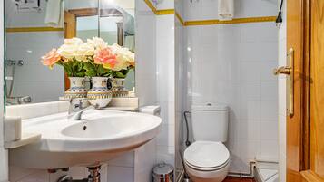 Douche, serviettes fournies