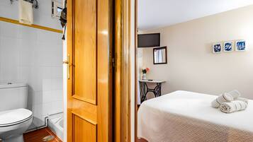 1 dormitorio y ropa de cama