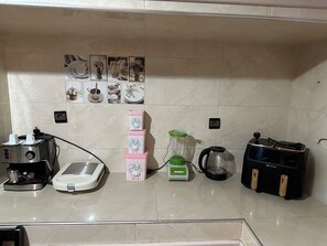 Private kitchen - Cosy room - Chez Redouan 5 minutes from Souk Alhad (Agadir)