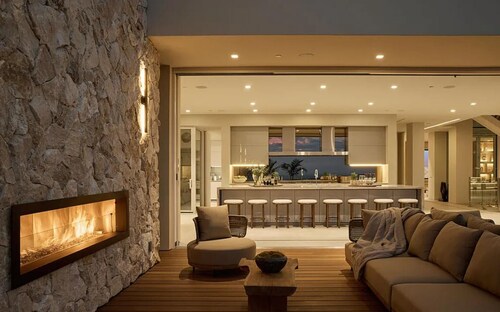 Blue Lagoon: Ultra-Luxury View Estate Steps from the Sunset Strip