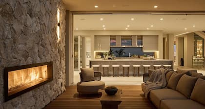 Blue Lagoon: Ultra-Luxury View Estate Steps from the Sunset Strip