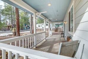 House (2 Bedrooms) | Interior - Explore the Coconino Forest! Flagstaff Cottage (Flagstaff)