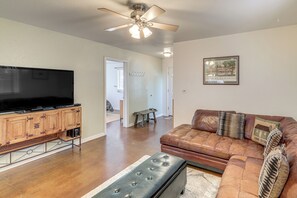 Casa (2 Bedrooms) | Interior