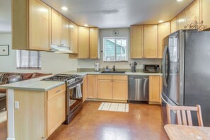 House (2 Bedrooms) | Interior - Explore the Coconino Forest! Flagstaff Cottage (Flagstaff)