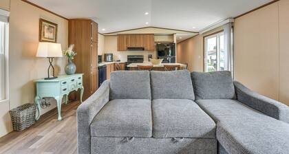 2 Mi to Ocean! Family-friendly Emerald Coast Haven