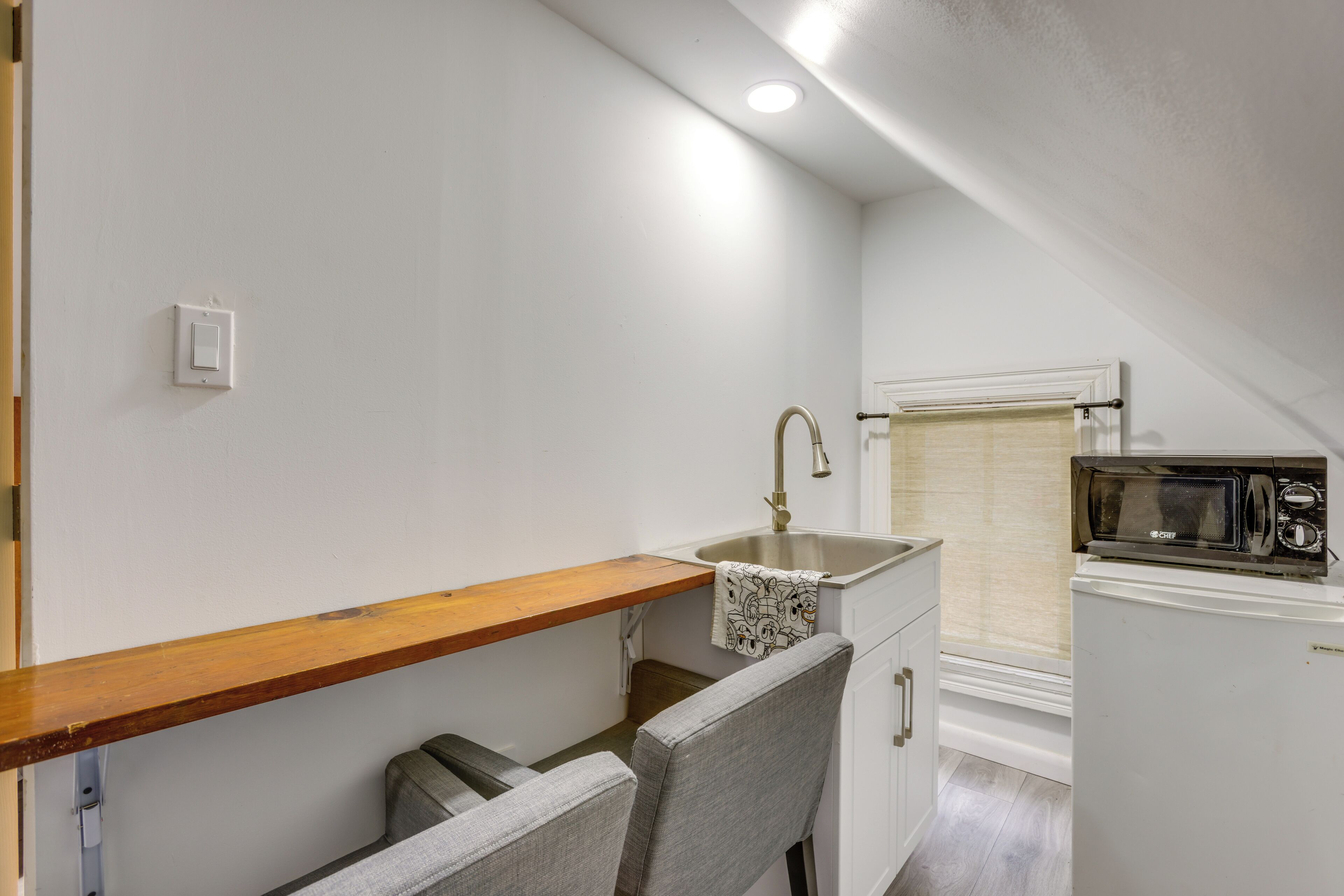 Apartment (0 Bedroom) | Interior