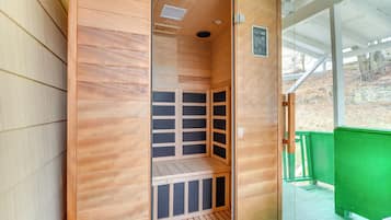 Apartment (0 Bedroom) | Interior